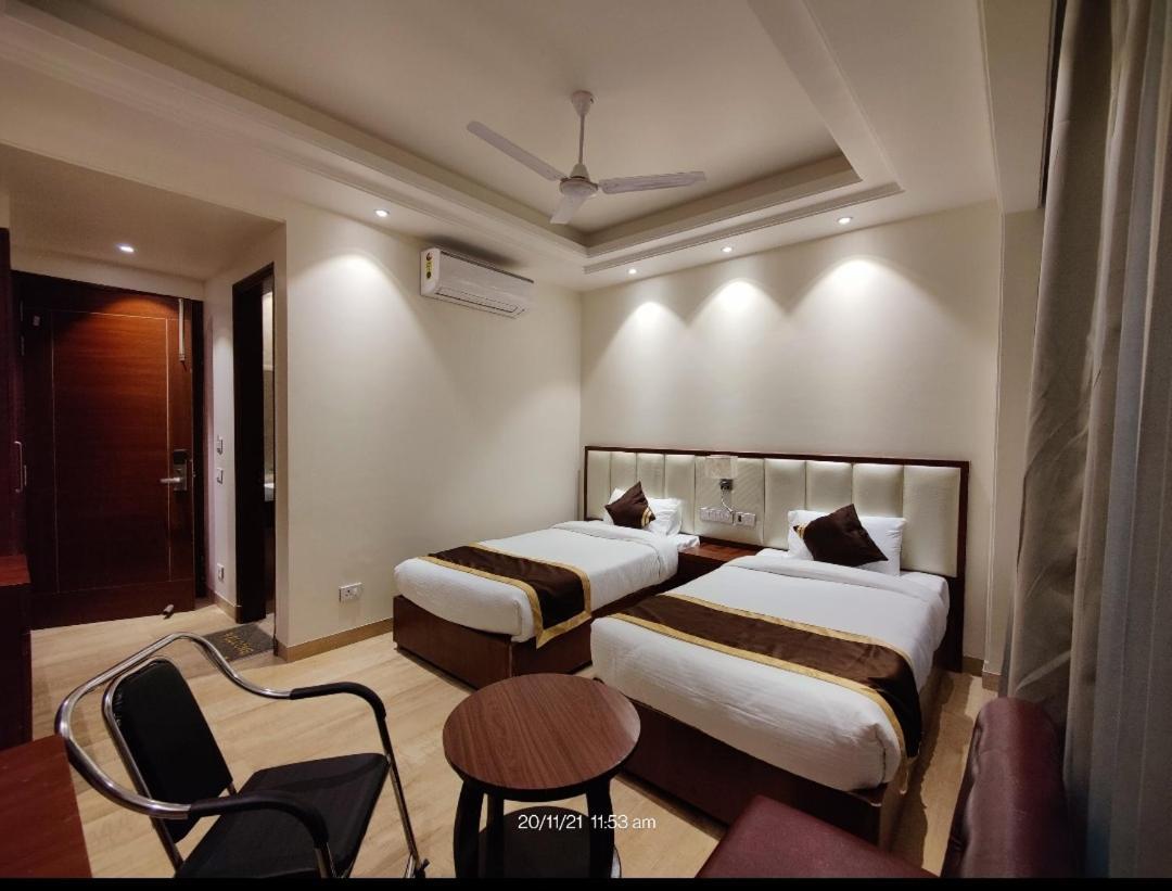 Mds Royal Resort Tulsipur Exteriör bild